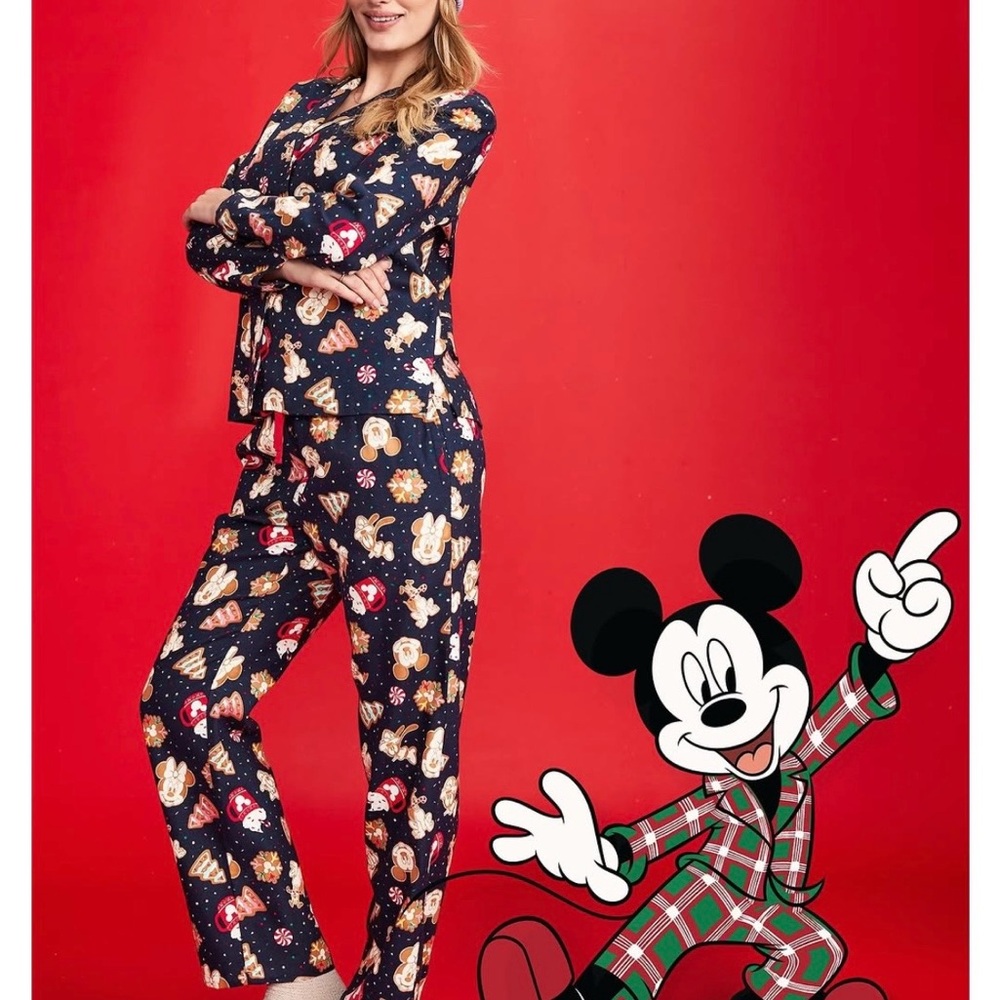 Old Navy Navy Blue Mickey Mouse Pajama Set